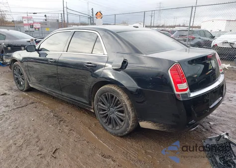2014 Chrysler 300 z USA, uszkodzony, nr VIN 2C3CCARG6EH374503